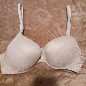 Victoria's Secret Body by Victoria Perfect Shape 34C